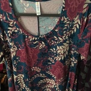 LuLaRoe Perfect T